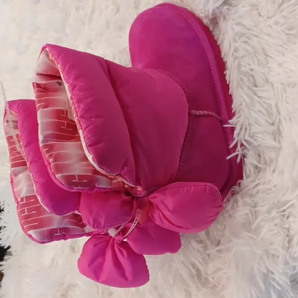 UGG Kid's Bailey Bow Maxi Winter Boots Pink NWOB Big Girl 5/Women's 7
