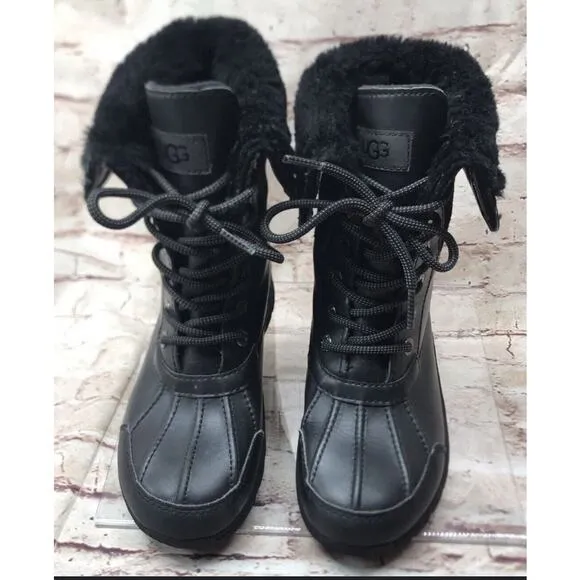 UGG Kids Winter Boots Butte II US Size 5 (Big Kids) S/N 1098890K Black