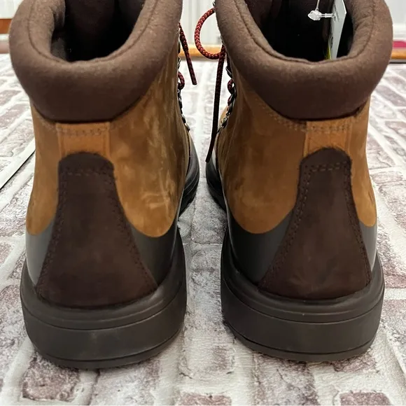 Ugg Mens Biltmore Waterproof Hiker Boot NWT Sz 9 Seamless Utility Gorpcore‎