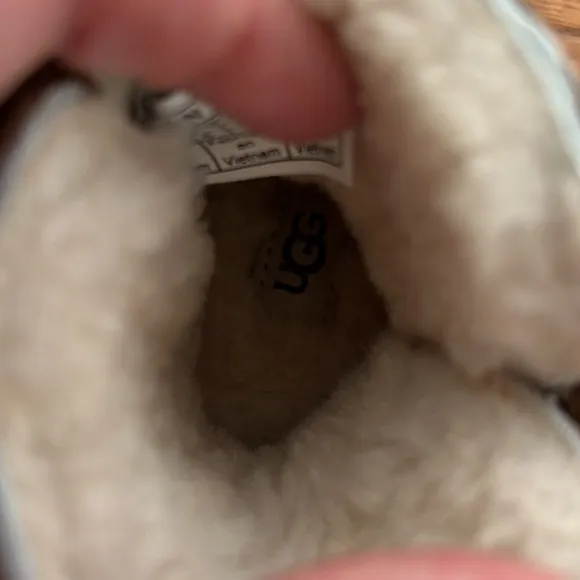 UGGS Keelan Suede Shearling Unisex Baby Booties Shoes Chestnut 0/1 NEW