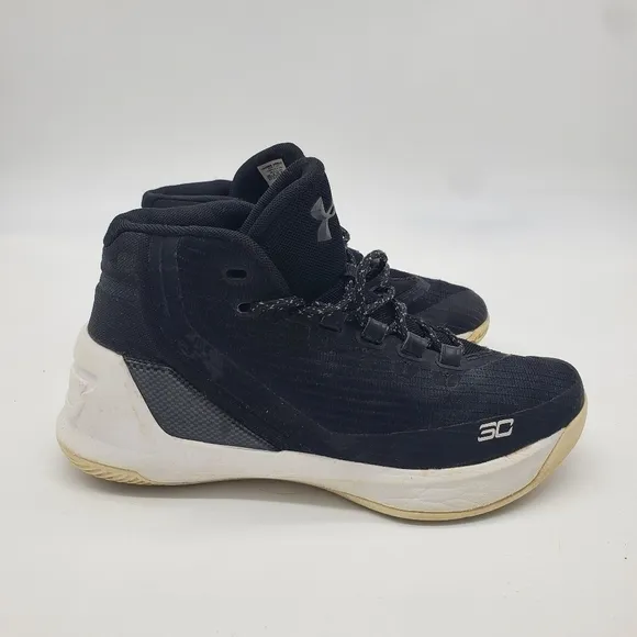 UNDER ARMOUR CURRY 3 Basketball Sneakers Size 7 Youth Shoes Black