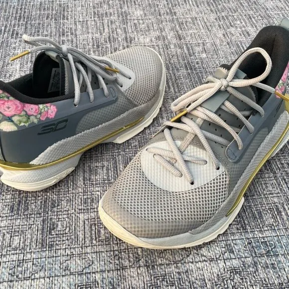 Under Armour Curry 7 Floral Chinese New Year Lace Up Athletic Shoes Size 6.5Y US