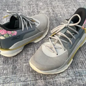 Under Armour Curry 7 Floral Chinese New Year Lace Up Athletic Shoes Size 6.5Y US