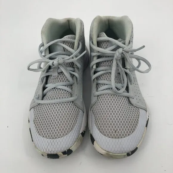 Under Armour Gray Athletic Sneakers | Perfect for Any Season