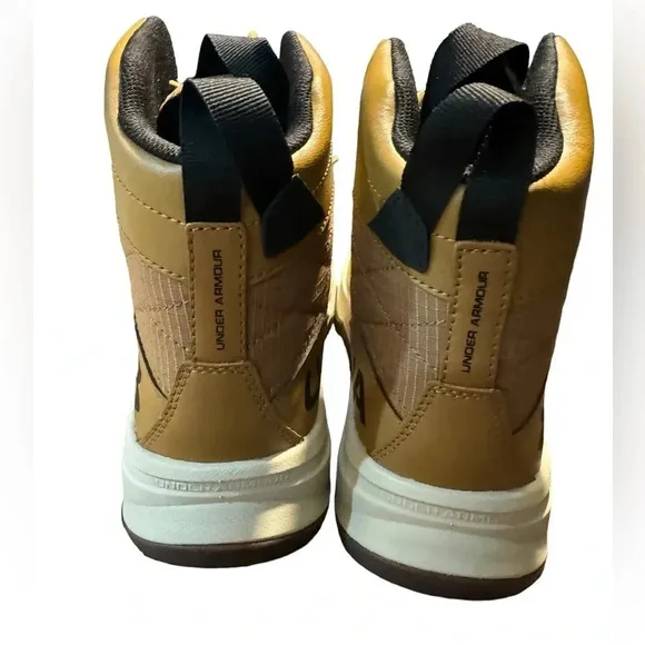 Under Armour Stellar G2 6” Men’s Size 9.5 Tan Athletic shoes