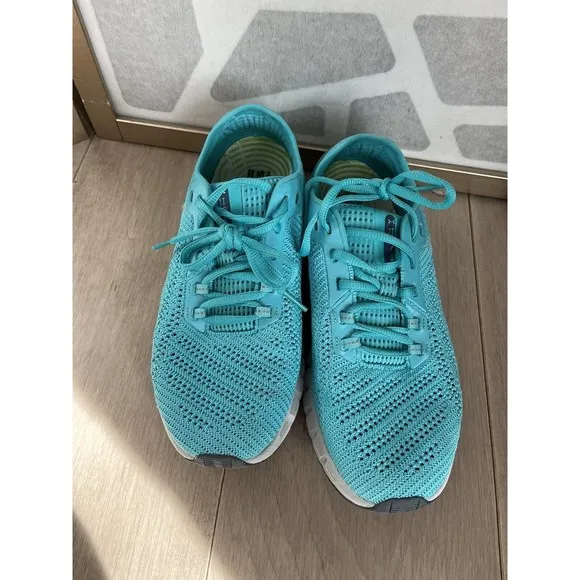 Under Armour Womens HOVR Sonic 2 3021588 Running Shoes Sneakers Sz 9