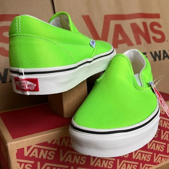 Vans Classic Slip On Neon Green Gecko/True White sneakers WMNS