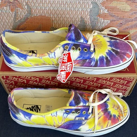 Vans Men’s Authentic(Washed) Tie Dye/True White VN0A2Z5119XSneakers