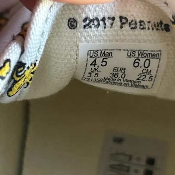Vans Off The Wall X Peanuts Snoopy Woodstock Sneakers Shoes 4.5 Men 6 Women