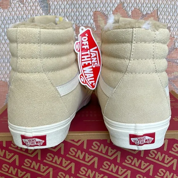 Vans Sk8-HiCozy Hug BiscottiVN0A7Q5NBVVMen’s Sneakers