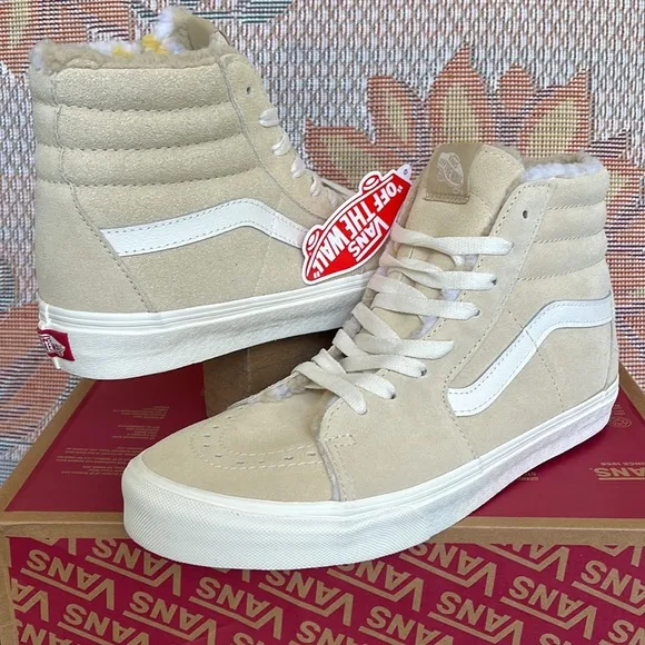Vans Sk8-HiCozy Hug BiscottiVN0A7Q5NBVVMen’s Sneakers