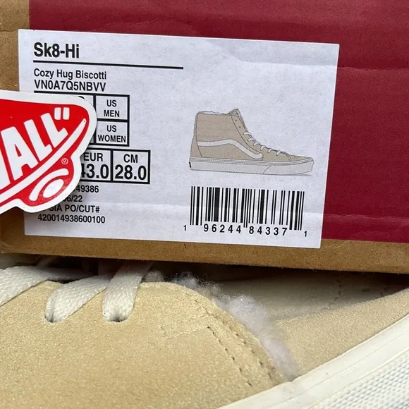 Vans Sk8-HiCozy Hug BiscottiVN0A7Q5NBVVMen’s Sneakers