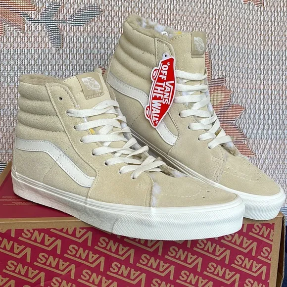 Vans Sk8-HiCozy Hug BiscottiVN0A7Q5NBVVMen’s Sneakers