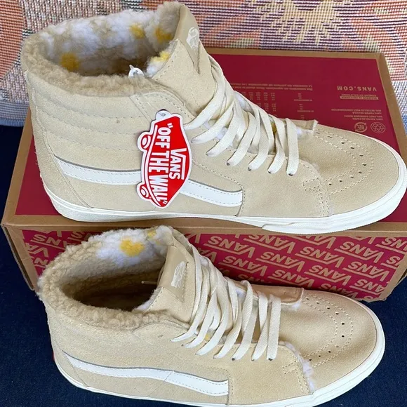 Vans Sk8-HiCozy Hug BiscottiVN0A7Q5NBVVMen’s Sneakers
