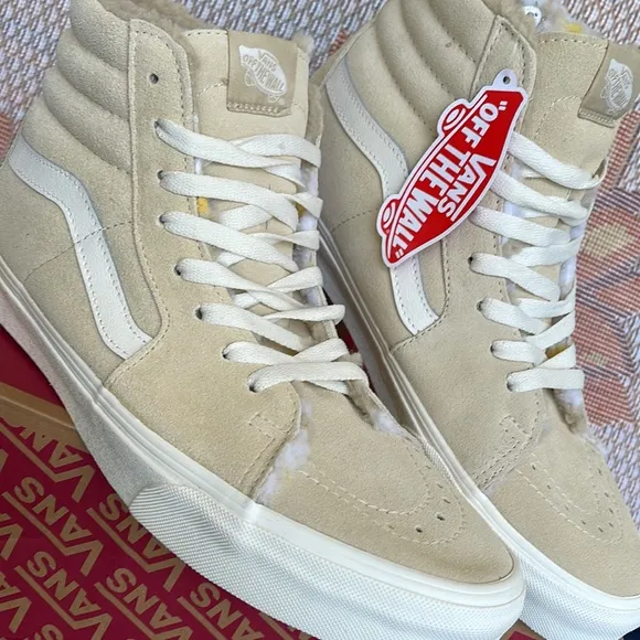 Vans Sk8-HiCozy Hug BiscottiVN0A7Q5NBVVMen’s Sneakers