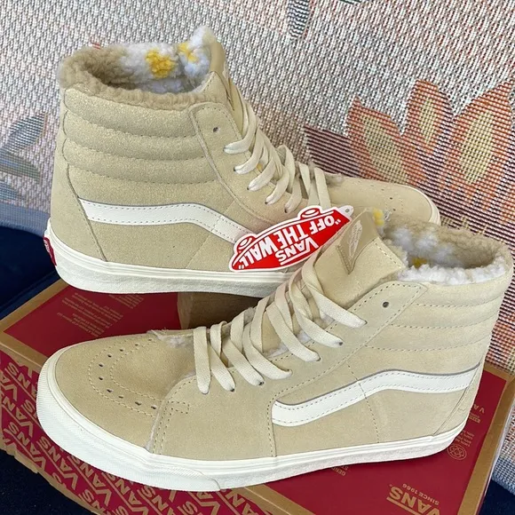 Vans Sk8-HiCozy Hug BiscottiVN0A7Q5NBVVMen’s Sneakers
