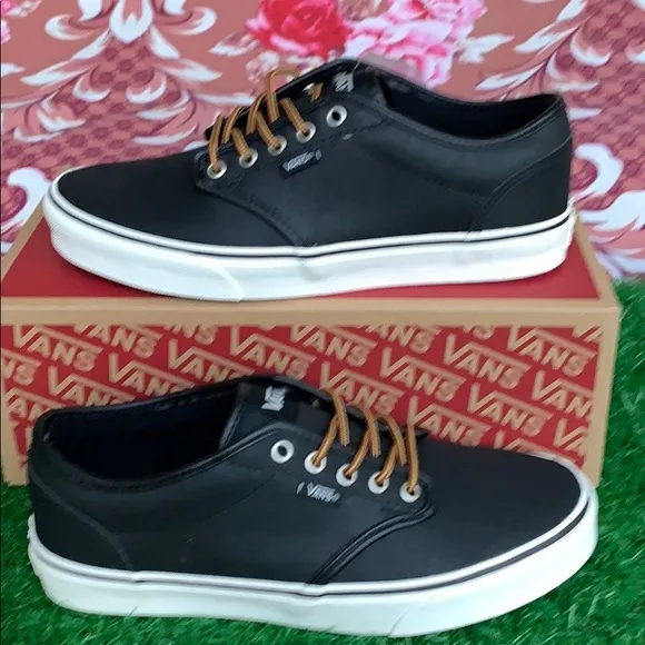 VANS WMNS ATWOOD LEATHER BLACK/MARSHMALLOW(Leather)Bick/MrshmllowVN0A327L68X
