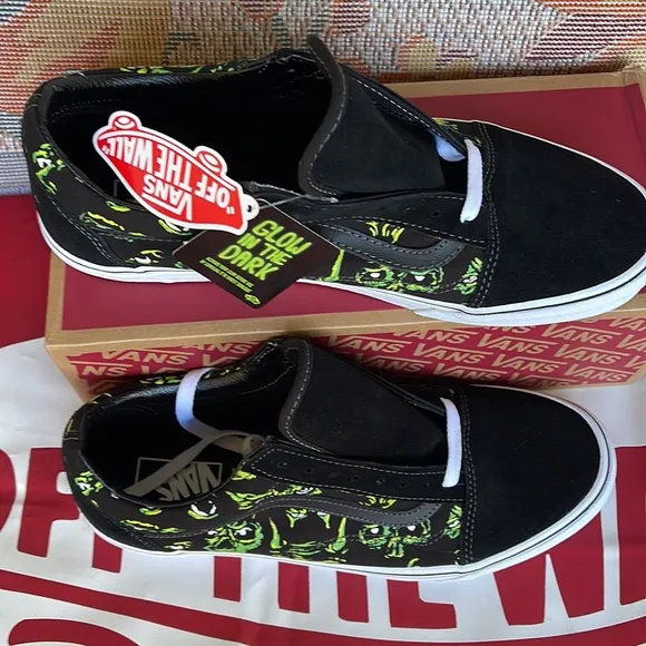 Vans WMNS Old SkoolEyes in The Dark Black/Multi VN0A4BW2BMLSneakers