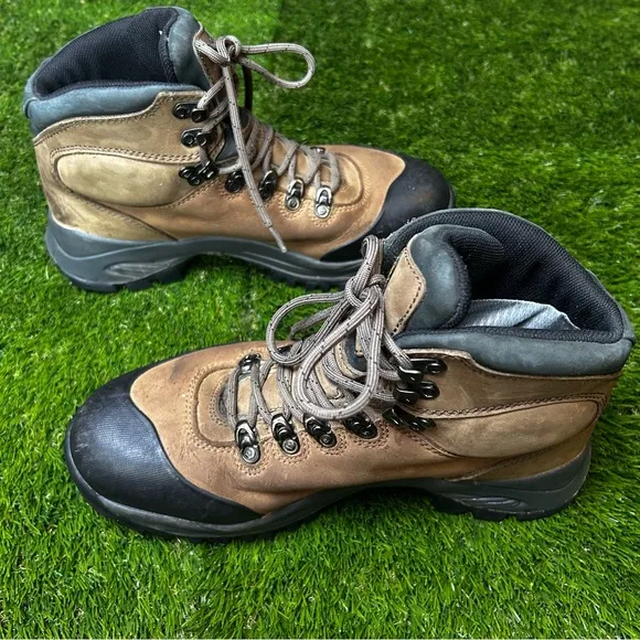 Vasque Men's Brown and Black Hiking Boots
