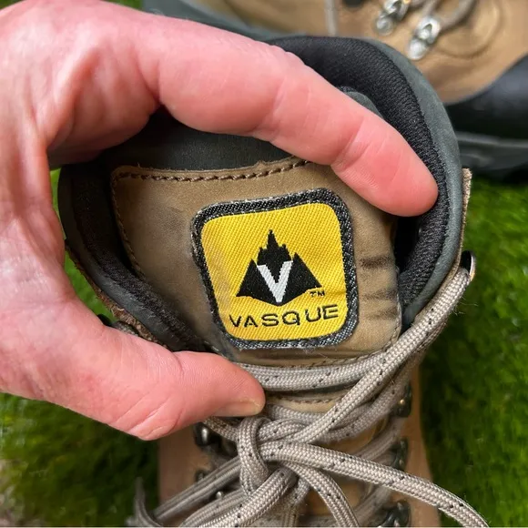 Vasque Men's Brown and Black Hiking Boots