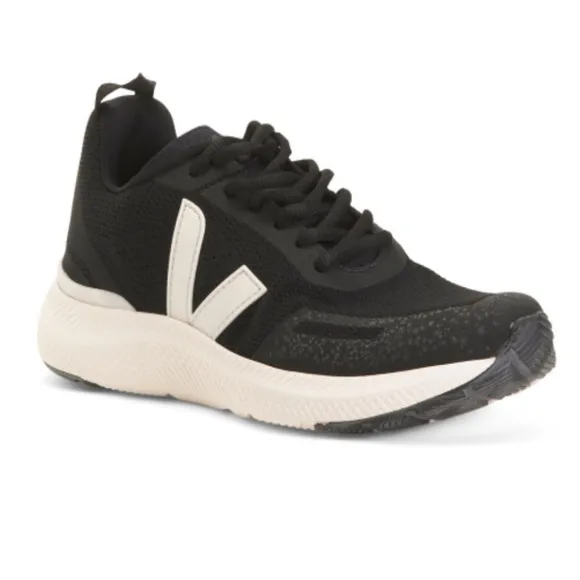 Veja Running Shoes