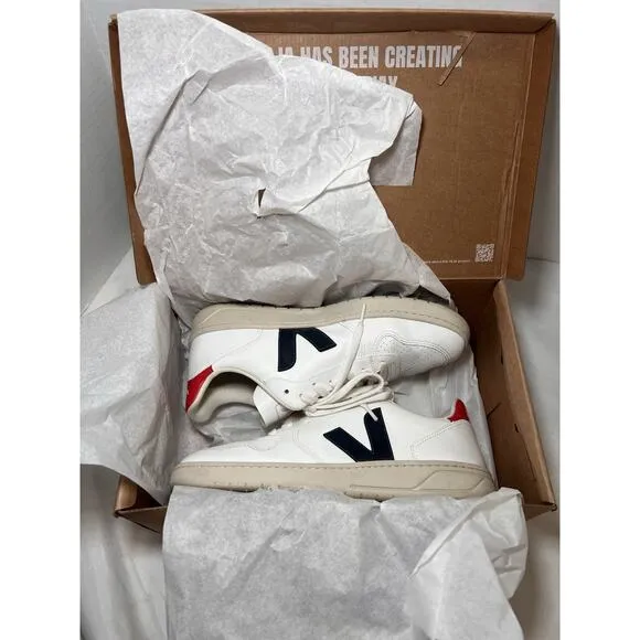VEJA V-10 Sneakers Womens Size 11 White Red Blue Leather Nautico Pekin with BOX.