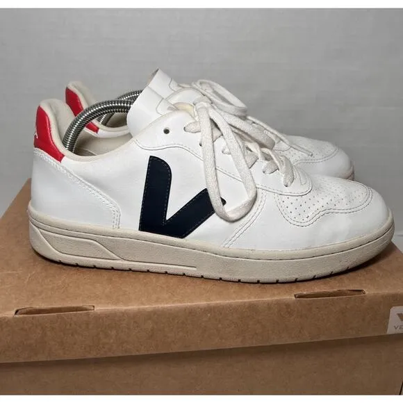VEJA V-10 Sneakers Womens Size 11 White Red Blue Leather Nautico Pekin with BOX.