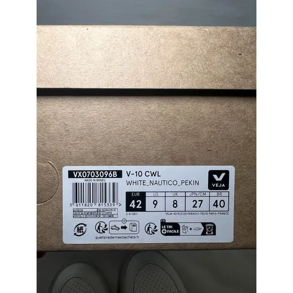 VEJA V-10 Sneakers Womens Size 11 White Red Blue Leather Nautico Pekin with BOX.