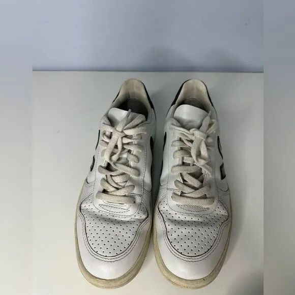 Veja V-10 Women’s Sneakers White/Black size women’s 8