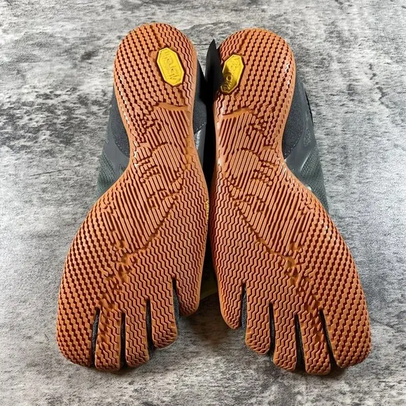 VIBRAM WOMEN'S GRAY KSO EVO FIVEFINGERS RUNNING SHOES SIZE 7-7.5 EU 37