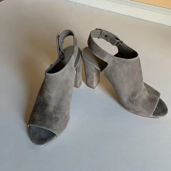 Vince Hartley Slingback Peep Toe Shoes