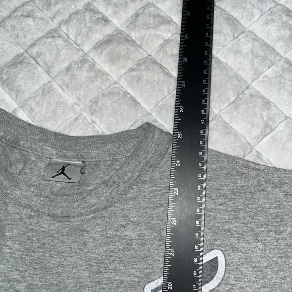 Vintage 2000’s Nike Air Jordan Wing Hologram Graphic T-Shirt 👟🪽