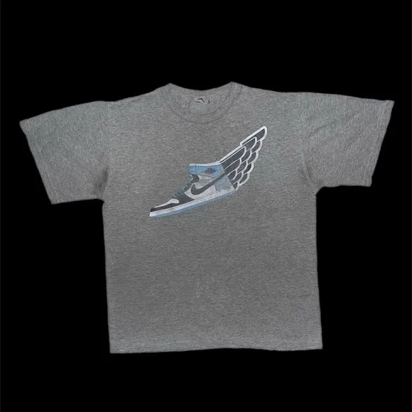Vintage 2000’s Nike Air Jordan Wing Hologram Graphic T-Shirt 👟🪽