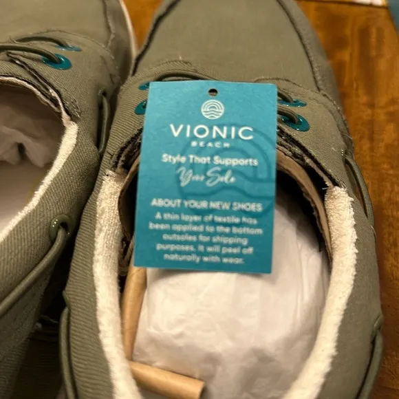 VIONIC men’s Beach Skipper Boat Shoes