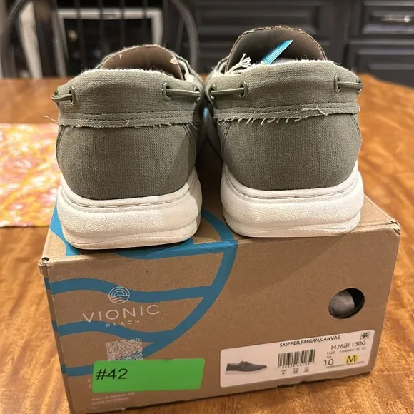 VIONIC men’s Beach Skipper Boat Shoes