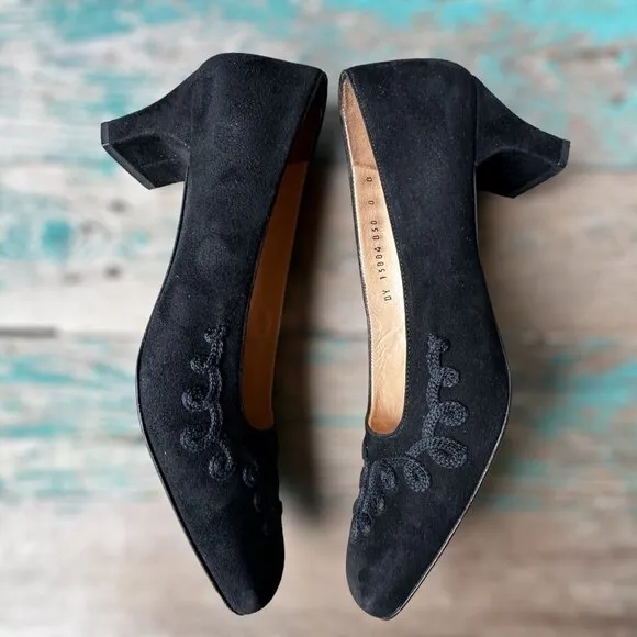 VTG Salvatore Ferragamo‎ Boutique Pumps Shoes Black Suede Heels Women's Size 8 B