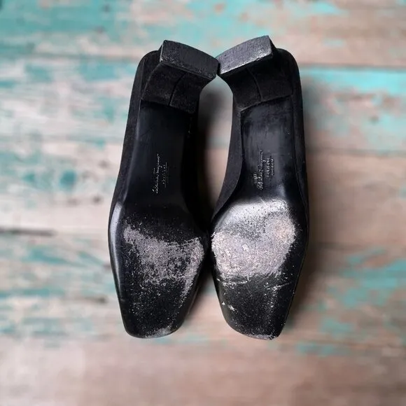 VTG Salvatore Ferragamo‎ Boutique Pumps Shoes Black Suede Heels Women's Size 8 B