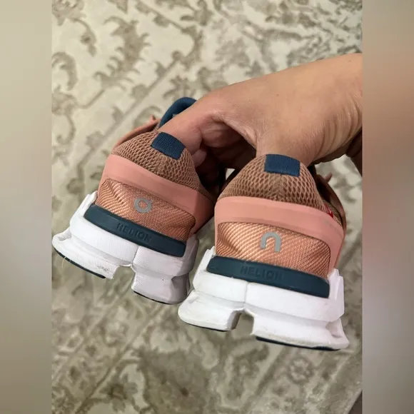 Women's ON Cloud Cloudswift Sneaker Athletic Running Shoes Blush Denim S…