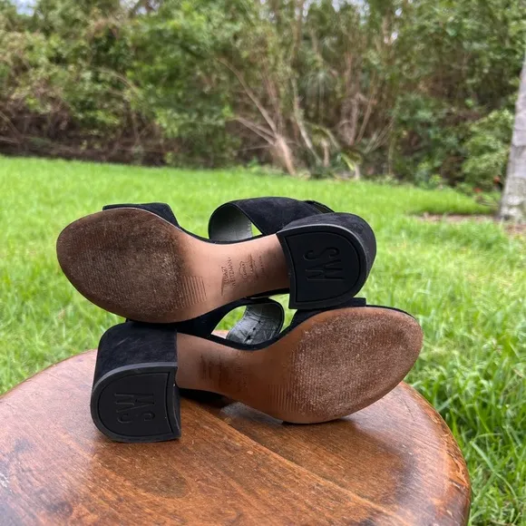 Women’s Stuart Weitzman Black Block Heel Buckle Style Suede Sandal SIZE 7