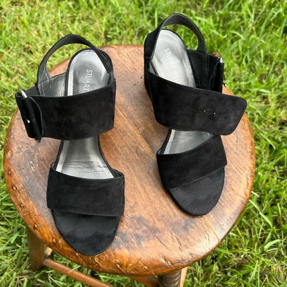 Women’s Stuart Weitzman Black Block Heel Buckle Style Suede Sandal SIZE 7