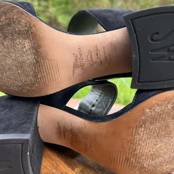 Women’s Stuart Weitzman Black Block Heel Buckle Style Suede Sandal SIZE 7