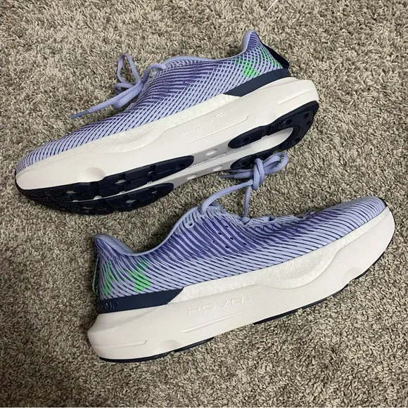 Women’s Under Armour NWOT Infinite Pro Running Shoes