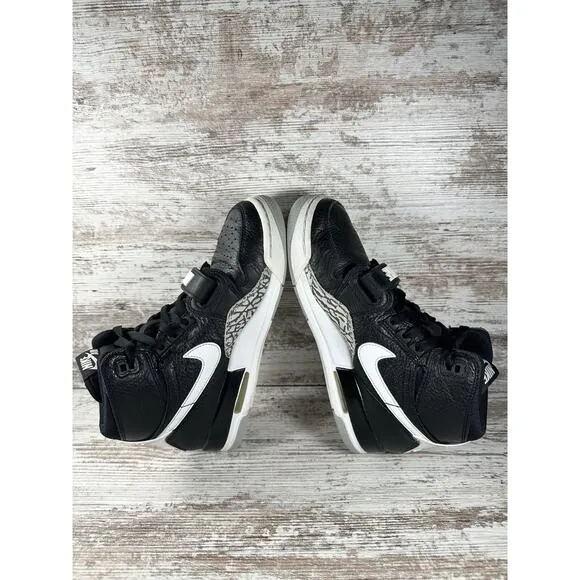 Youth Nike Air Jordan Legacy 312 (GS) Black/White/Cement Sneakers Sz 5Y Athletic