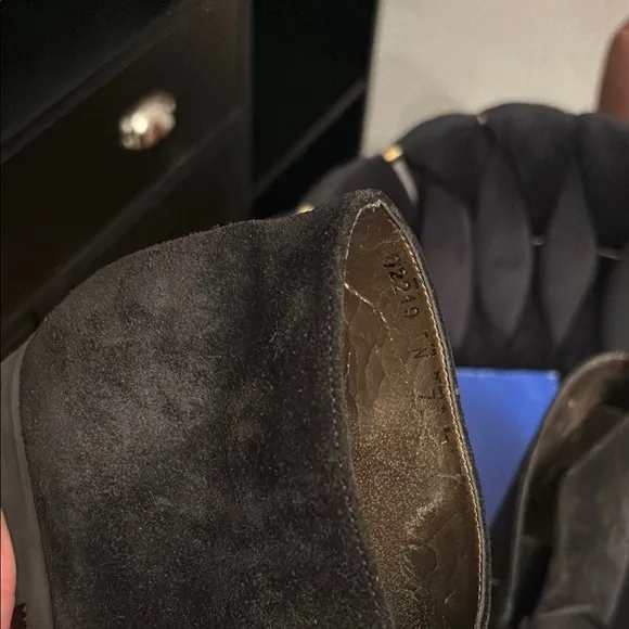 Yves Saint Laurent Black Suede womens 7 Shoes